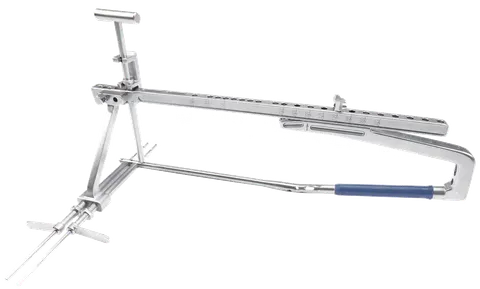 Suprapatellar aiming assembly with its guide tube and sleeve mounted